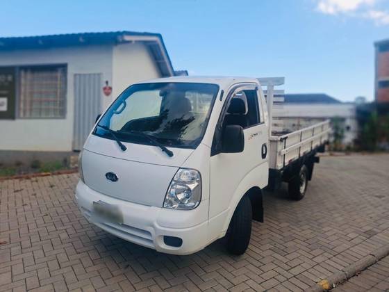 KIA BONGO 2.7 K-2700 4X2 CS DIESEL 2P MANUAL